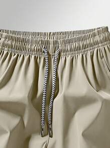 Men's Anti-Lost Zipper Pocket Drawstring Waist Sports Shorts